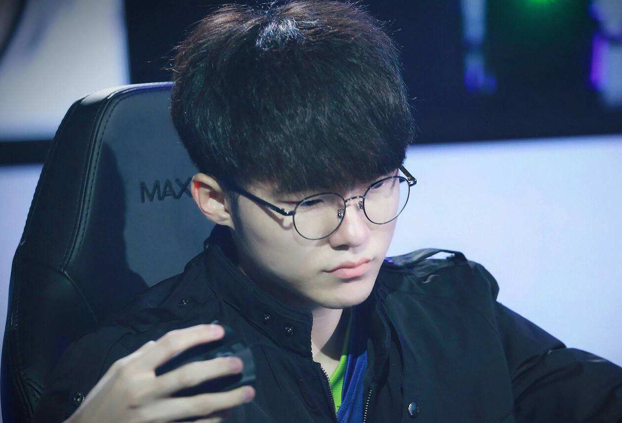 两端建立可 两端建立可