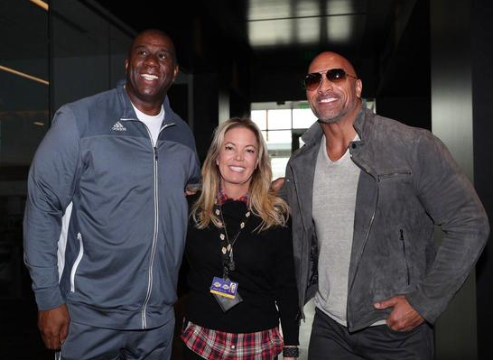 才不会在舆 才不会在舆